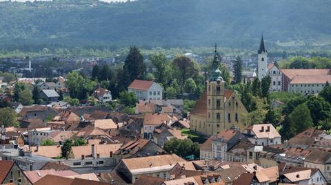 Croatian town pays grandparents for childcare