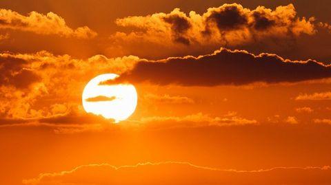 The intensity of ultraviolet radiation is increasing: Latvians urged to be sun-safe in Spring season